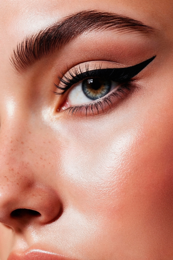 Signature Eye Look